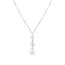 37400858 - 18ct White Gold Akoya Pearl & 0.08ct Diamond 18