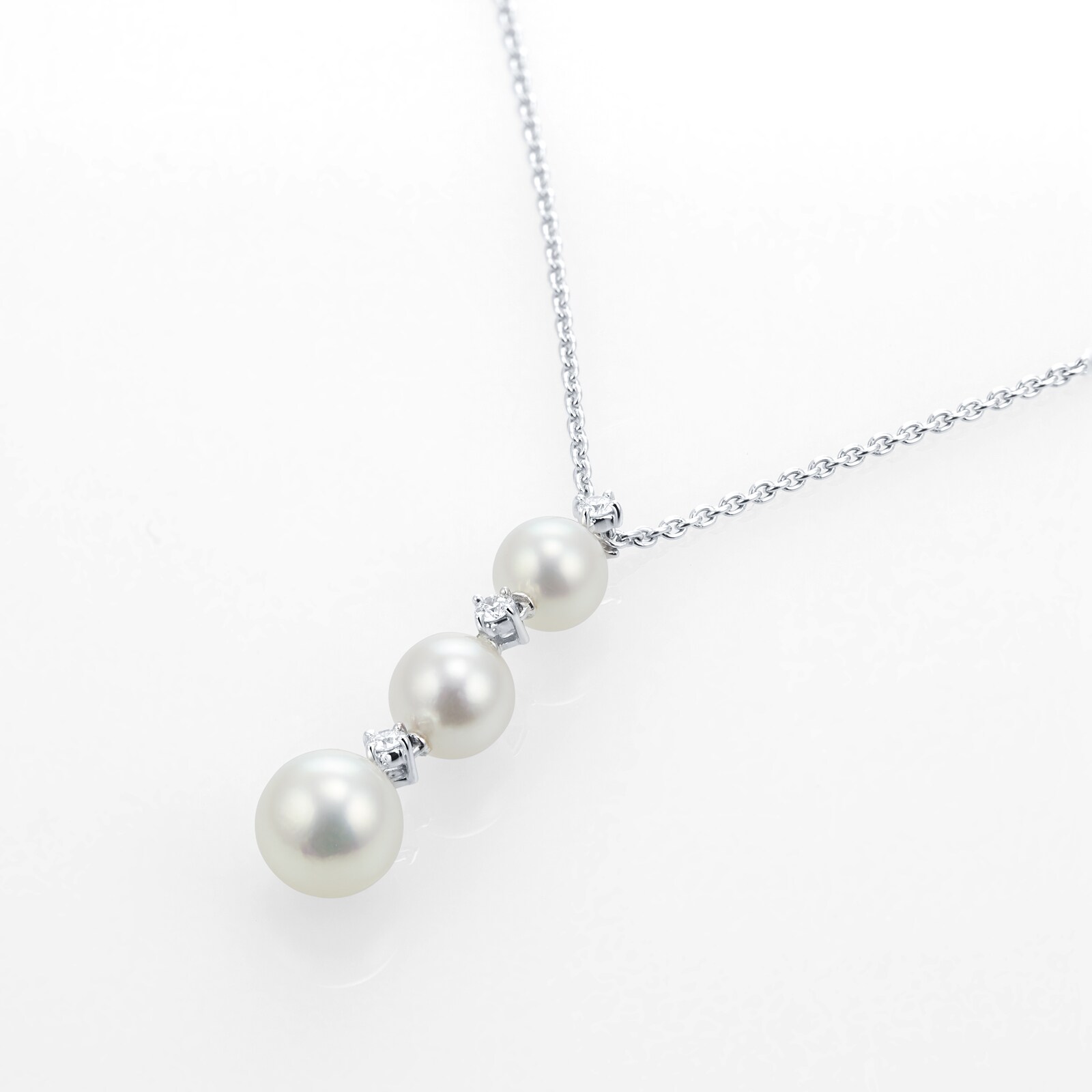 Mikimoto 18ct White Gold Akoya Pearl & 0.08ct Diamond 18" Pendant Mikimoto 18ct White Gold Akoya Pearl & 0.08ct Diamond 18" Pendant