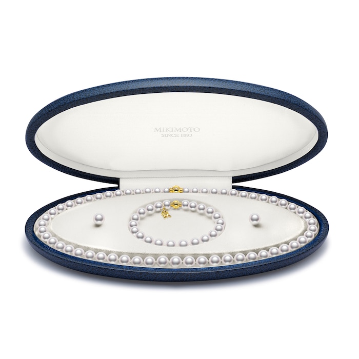 Mikimoto Special Edition Graduated 8mm Akoya Pearl Gift Set