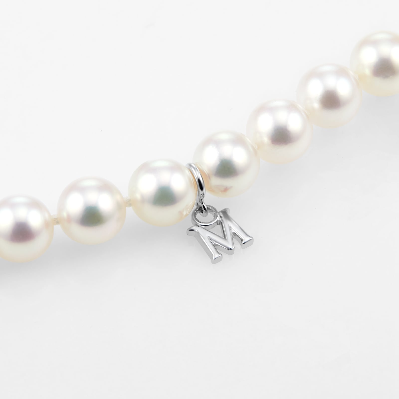 Mikimoto Classic Collection 18ct White Gold 0.24ct Diamond & 7x6.5mm A1 Pearl Necklace Mikimoto Classic Collection 18ct White Gold 0.24ct Diamond & 7x6.5mm A1 Pearl Necklace