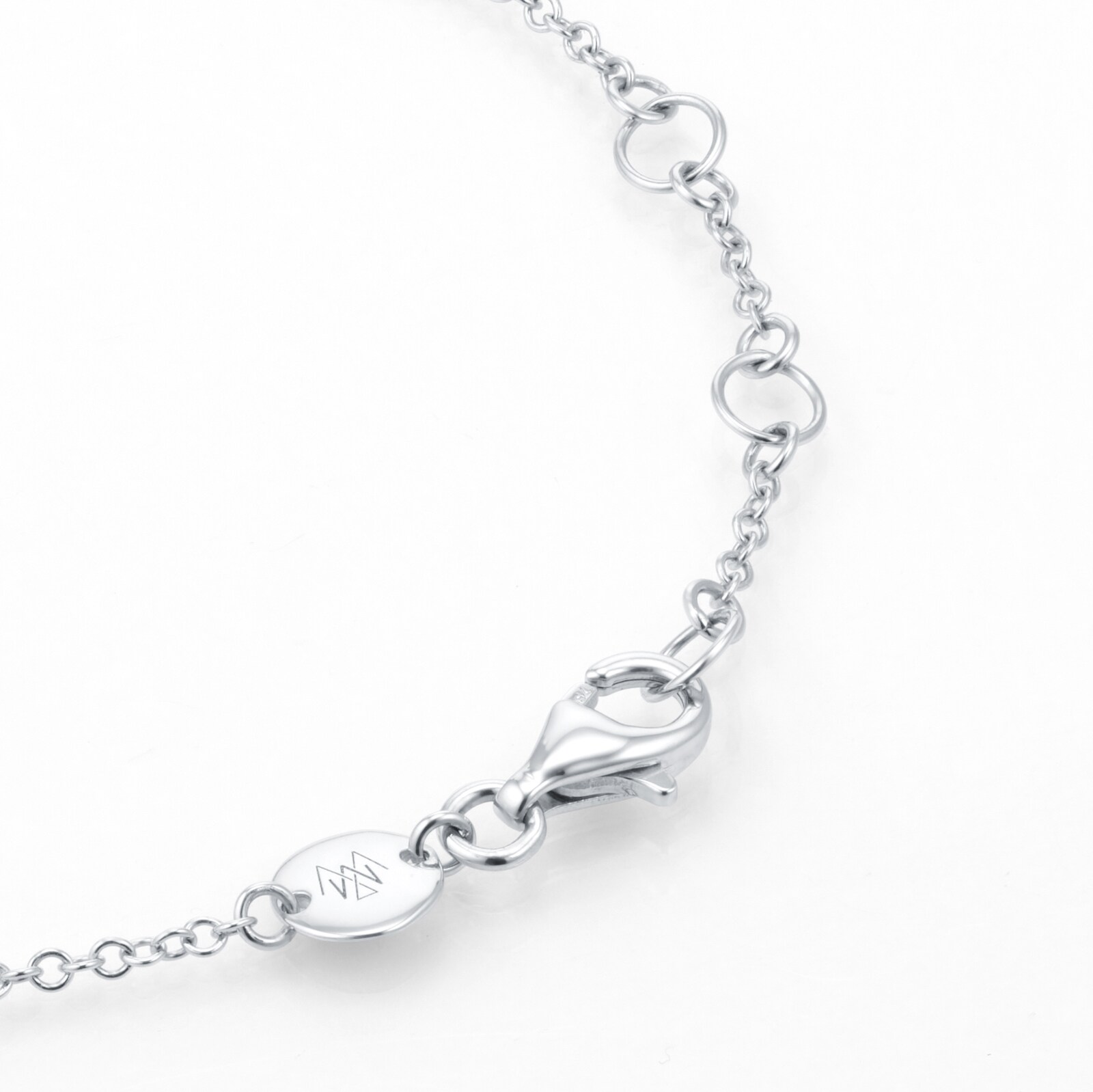 Mappin & Webb Renee 18ct White Gold 0.70cttw Open Square Diamond Bracelet Mappin & Webb Renee 18ct White Gold 0.70cttw Open Square Diamond Bracelet