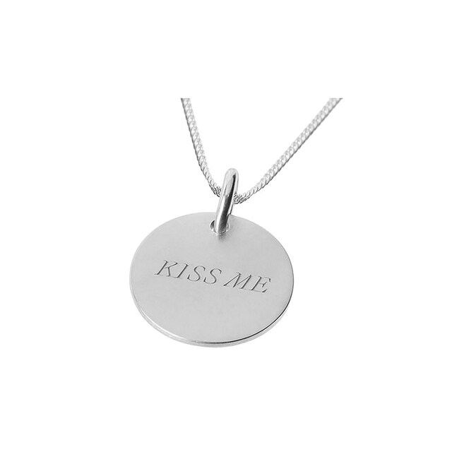 Amulette Amulette Silver Engrave Kiss Me Disk Pendant
