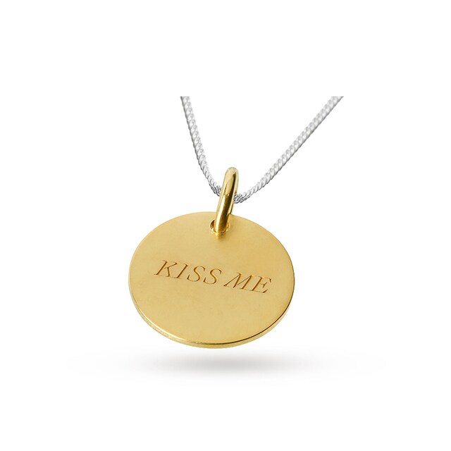 Amulette Amulette Gold Plated Engraved Kiss Me Disk Pendant