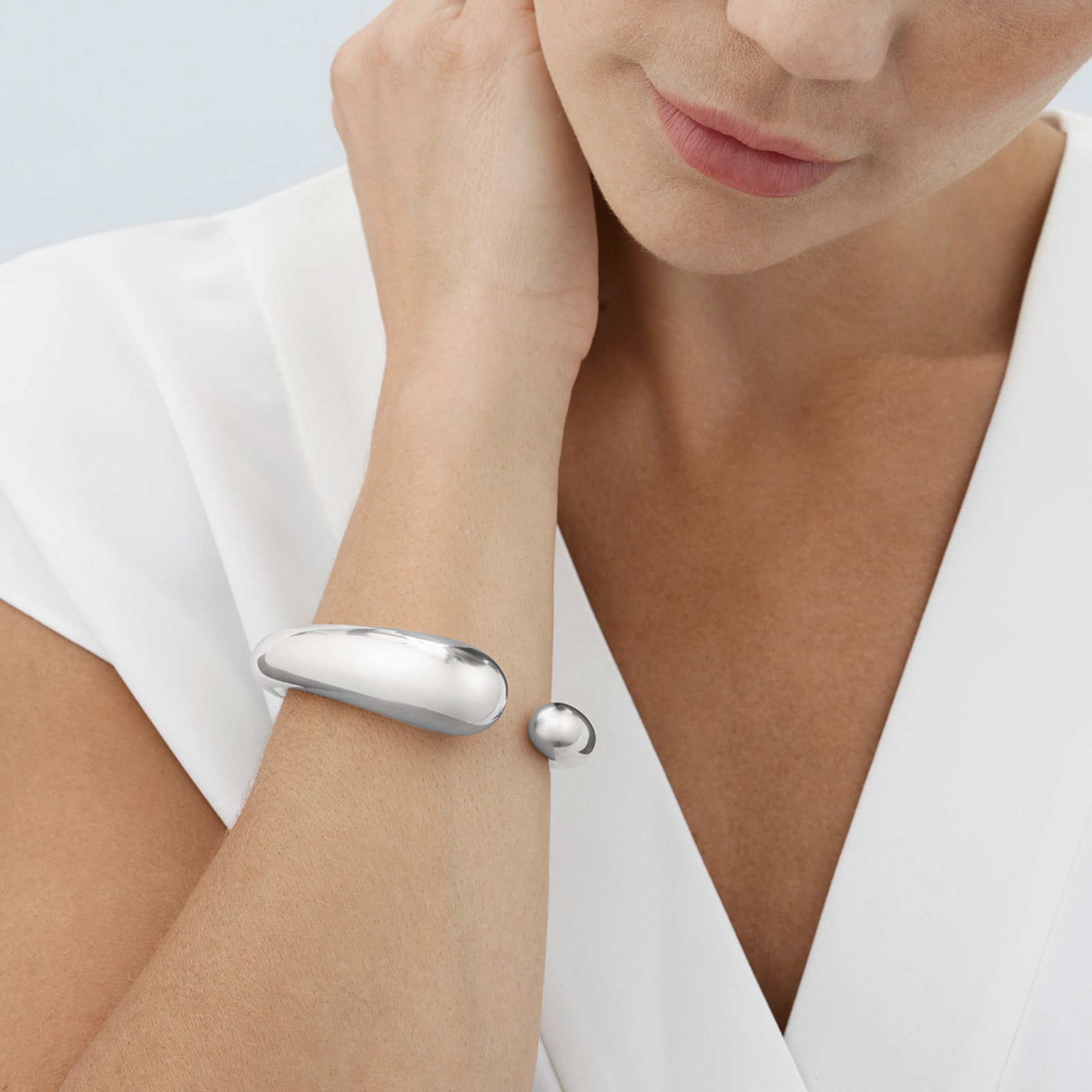Georg Jensen Sterling Silver Mercy Mega Bangle M/L