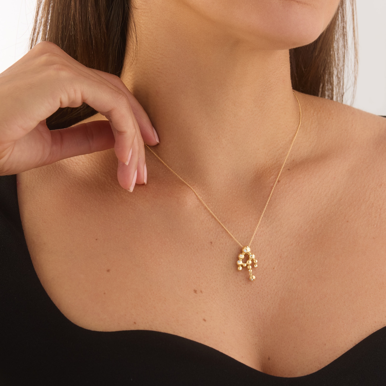 Georg Jensen 18ct Yellow Gold & 0.07ct Diamond Moonlight Grapes Chain Pendant Georg Jensen 18ct Yellow Gold & 0.07ct Diamond Moonlight Grapes Chain Pendant