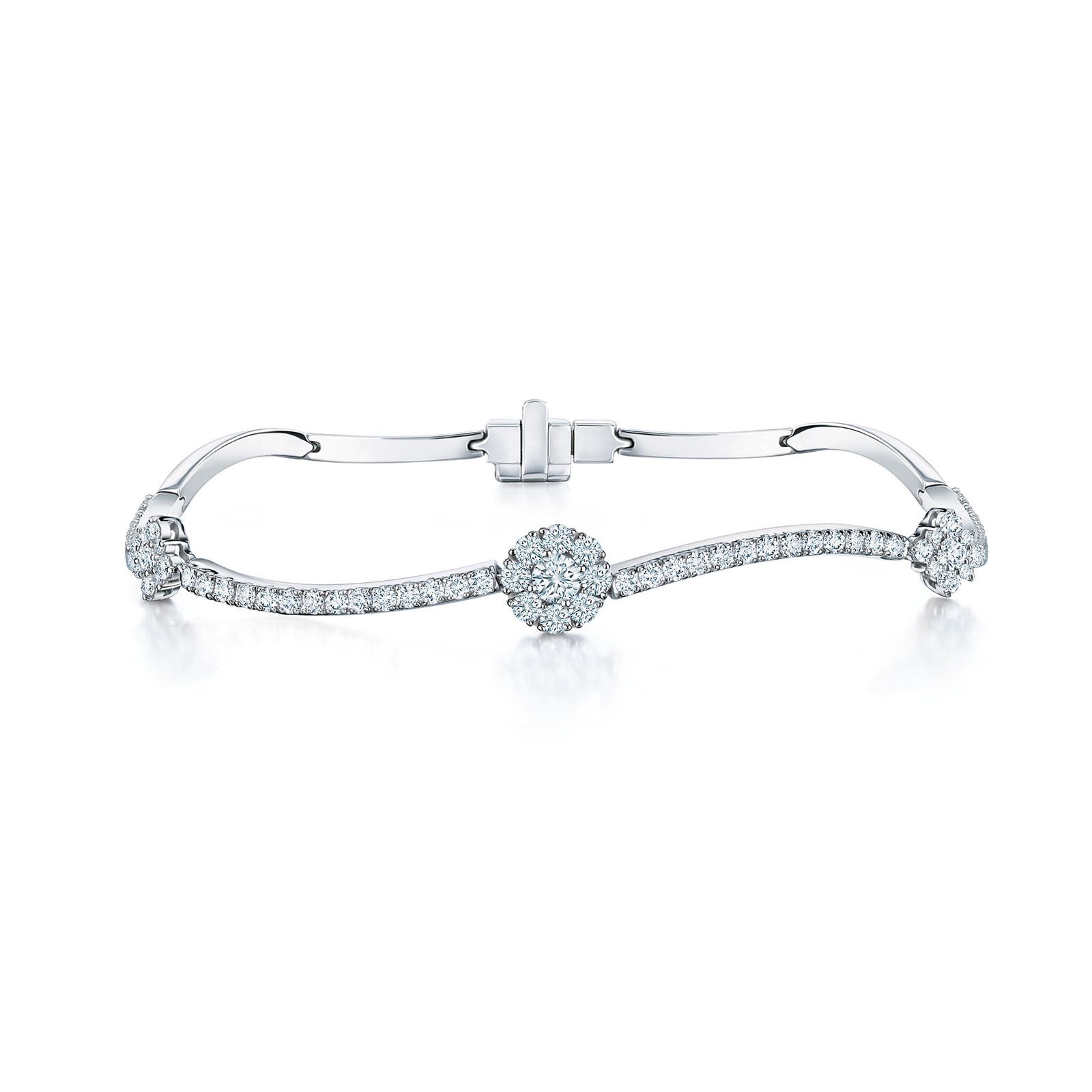 Immortalizing the petal's joyful beauty in the form of an eternal leaf-like  poem. This diamond bracelet is designed to be gifted in the same way as a  flower bouquet: to celebrate, declare