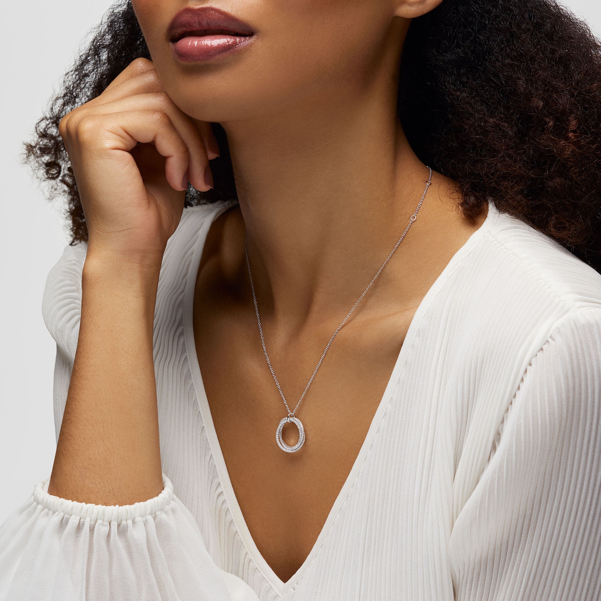 Bijoux Birks 18k White Gold 0.86cttw Diamond Rosee du Matin Entwined Pendant Bijoux Birks 18k White Gold 0.86cttw Diamond Rosee du Matin Entwined Pendant