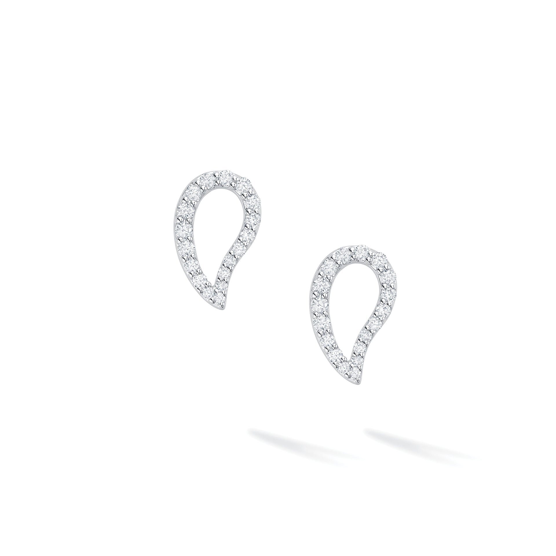 Bijoux Birks 18k White Gold 0.18cttw Diamond Petale Small Stud Earrings Bijoux Birks 18k White Gold 0.18cttw Diamond Petale Small Stud Earrings