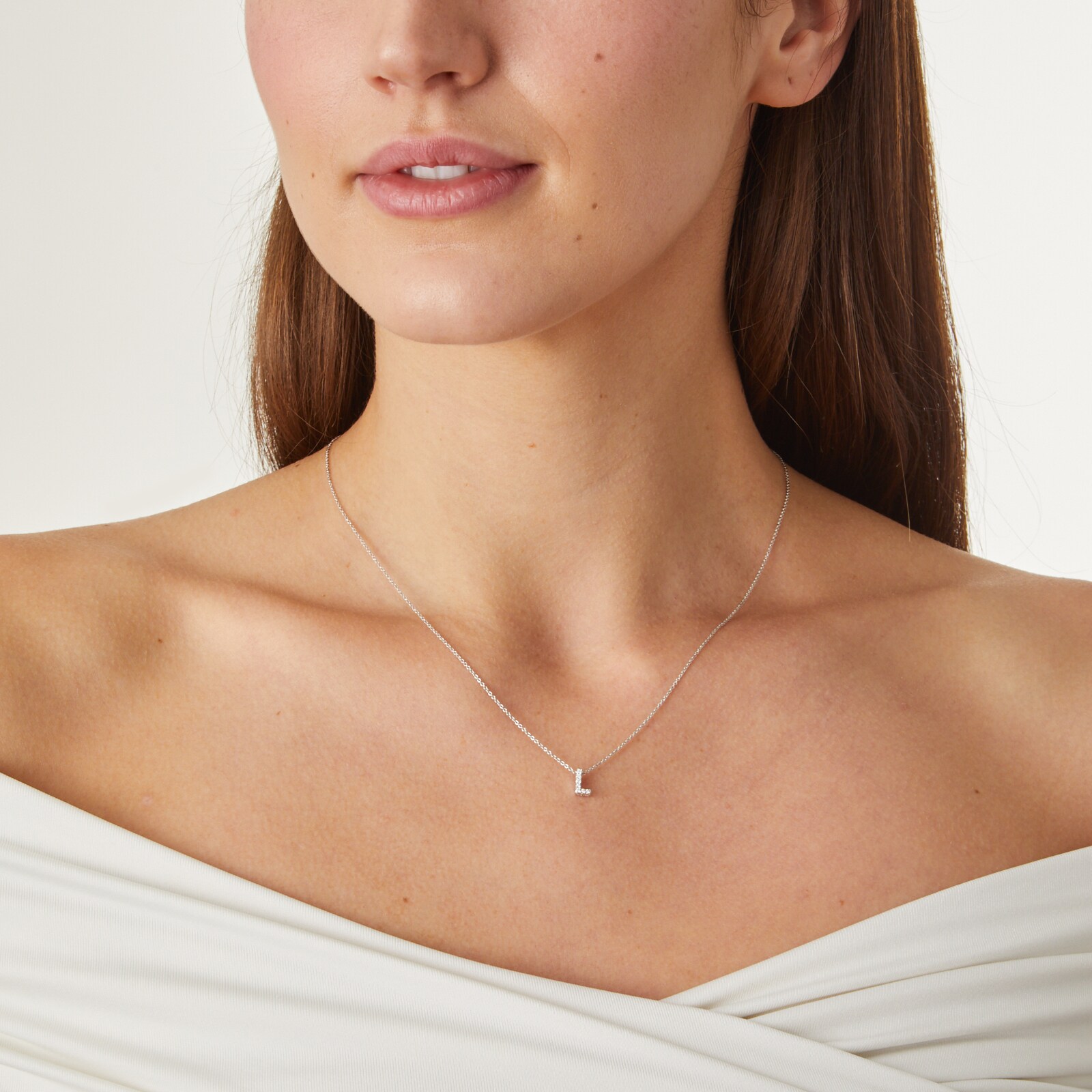 Roberto Coin 18k White Gold 0.03cttw Diamond Tiny Treasures Love Letter 'L' Necklace 18"