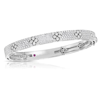 Roberto Coin 18K White Gold Love In Verona 2.20cttw Pavé Diamond Bangle Roberto Coin 18K White Gold Love In Verona 2.20cttw Pavé Diamond Bangle