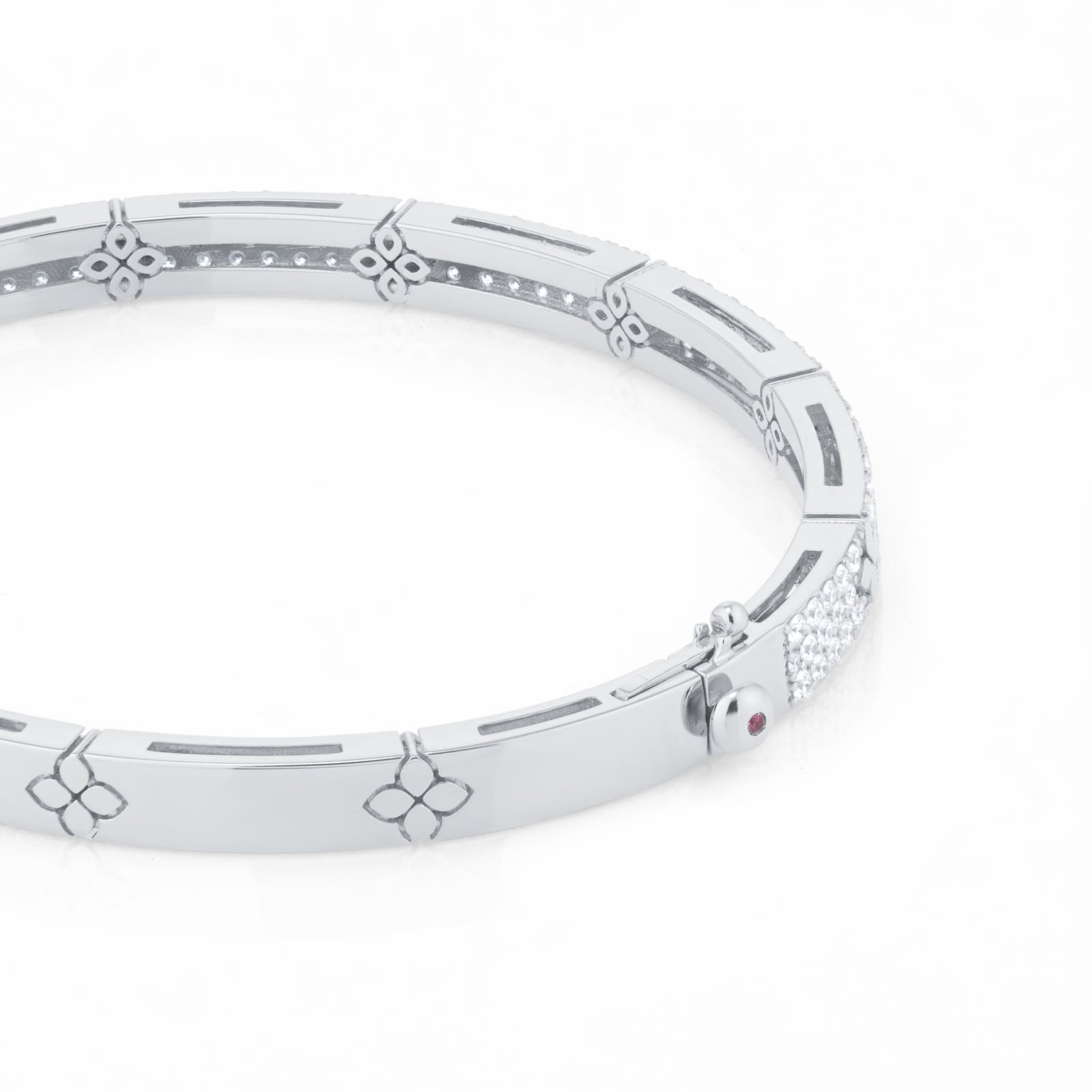 Roberto Coin Love In Verona 18ct White Gold 1.52ct Diamond Bangle Roberto Coin Love In Verona 18ct White Gold 1.52ct Diamond Bangle