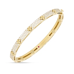 37522584 - Love In Verona 18ct Yellow Gold 4.56ct Diamond Bangle