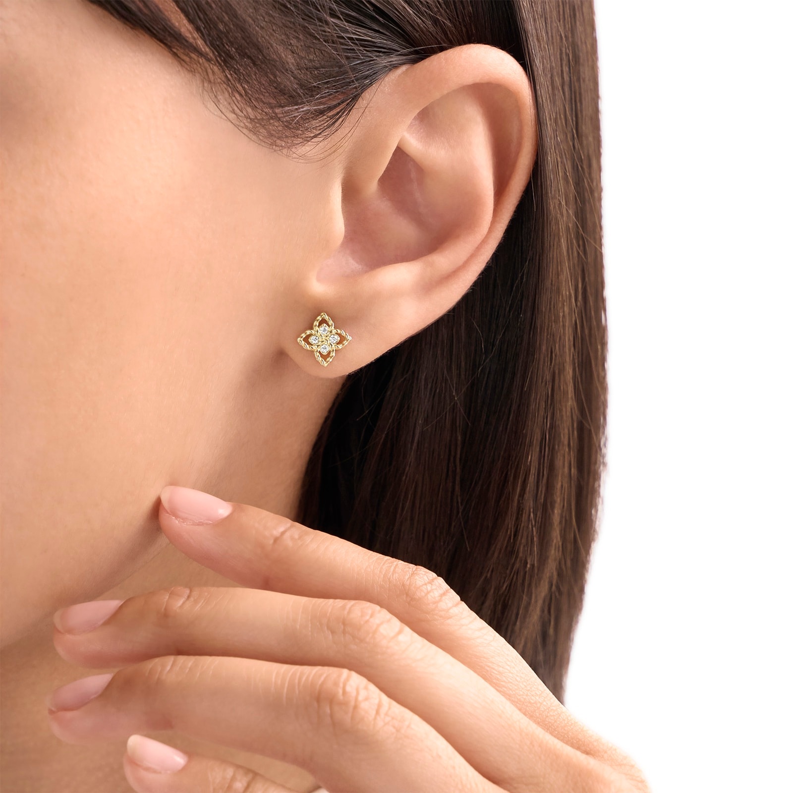 Roberto Coin Princess Flower 18ct Yellow Gold 0.07ct Diamond Stud Earrings Roberto Coin Princess Flower 18ct Yellow Gold 0.07ct Diamond Stud Earrings