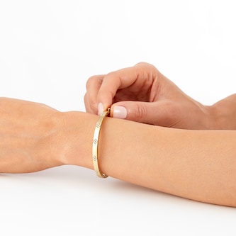 Roberto Coin 18ct Yellow Gold Love In Verona 0.19ct Diamond Bangle - Size Petite