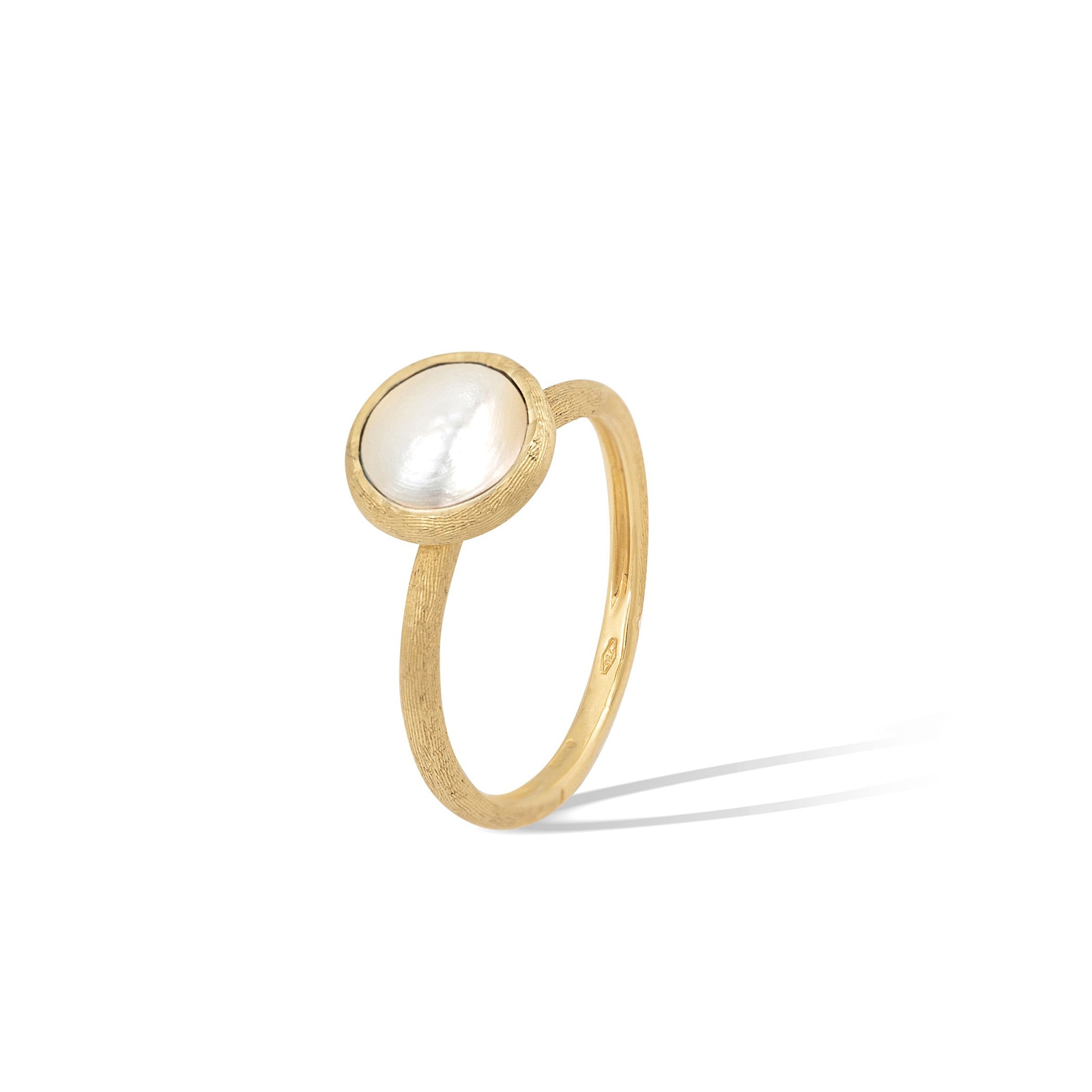 Marco Bicego 18K Yellow Gold Mother Of Pearl Ring - Size 7 Marco Bicego 18K Yellow Gold Mother Of Pearl Ring - Size 7