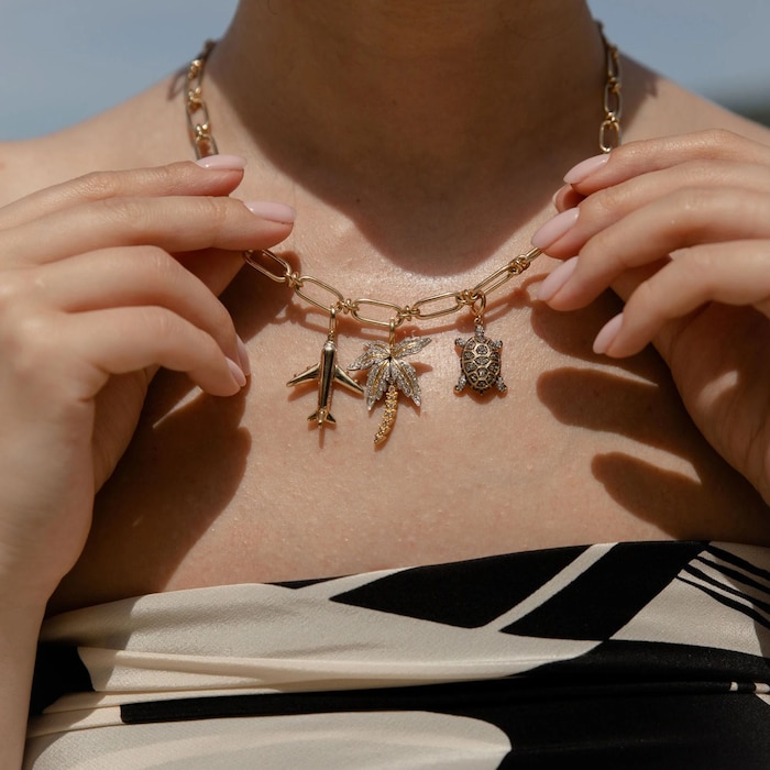 Annoushka Mythology Baby Turtle Pendant In 18ct Yellow Gold With Diamonds