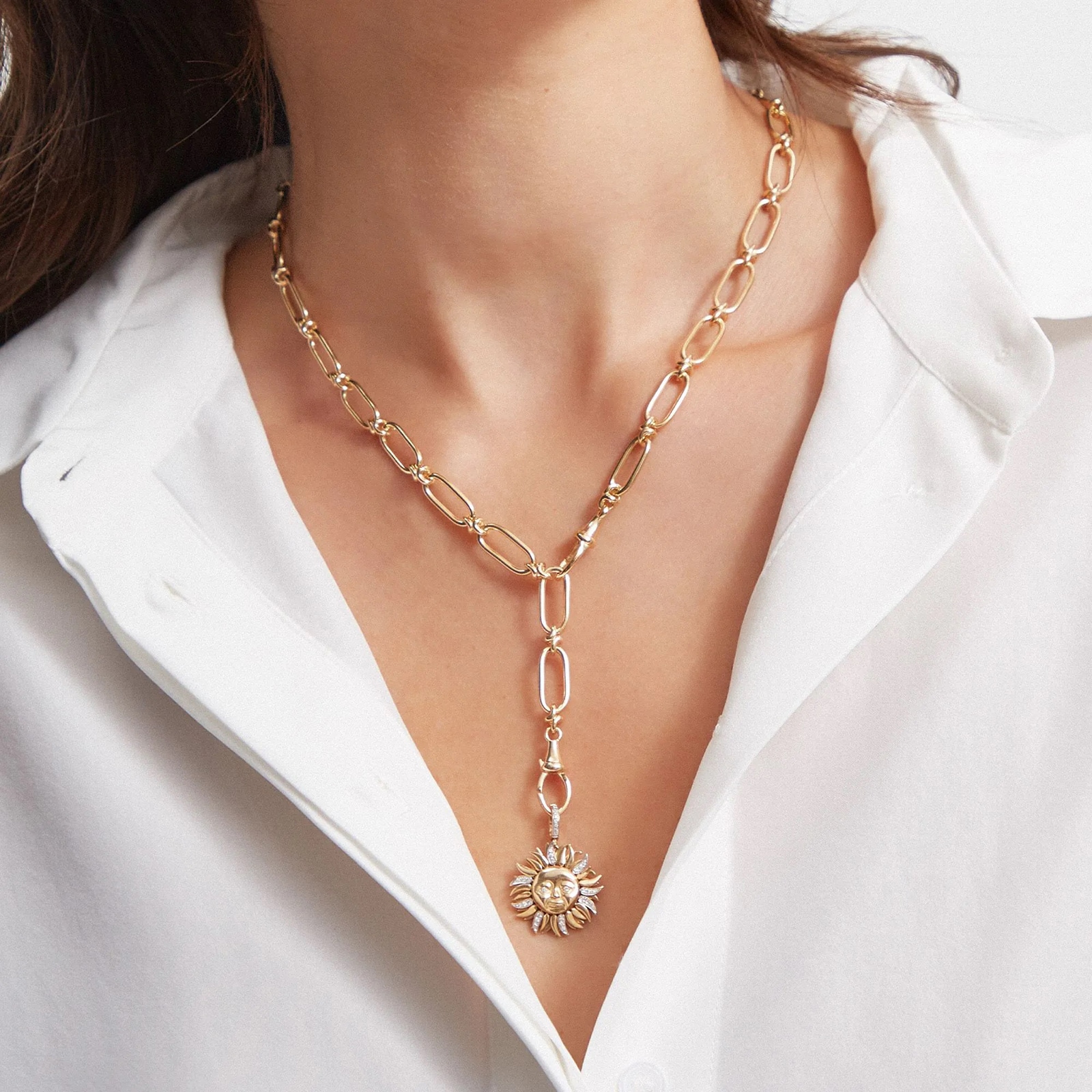 Annoushka Mythology Sun Charm Pendant In 18ct Yellow Gold With Diamonds