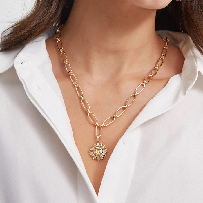 Annoushka Mythology Sun Charm Pendant In 18ct Yellow Gold With Diamonds