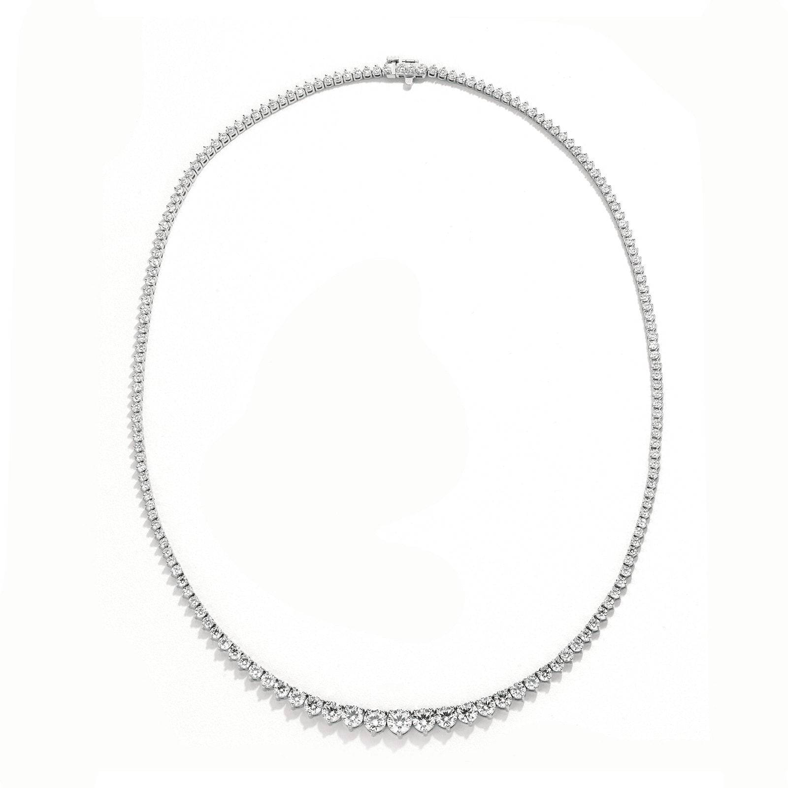 18k White Gold 10.17cttw Diamond Graduated Necklace - 17 Inch