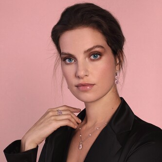 J Fine Platinum and 18k Pink Gold Mixed Diamond Pear Halo 3 Stone Ring Size 6.5