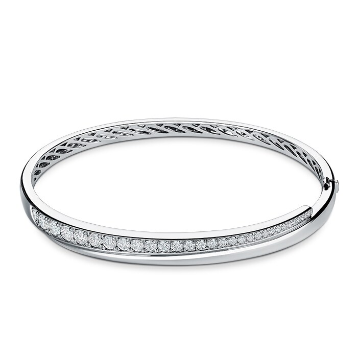 Hearts On Fire 18K White Gold Vela Crossover 1.15cttw Diamond Bangle