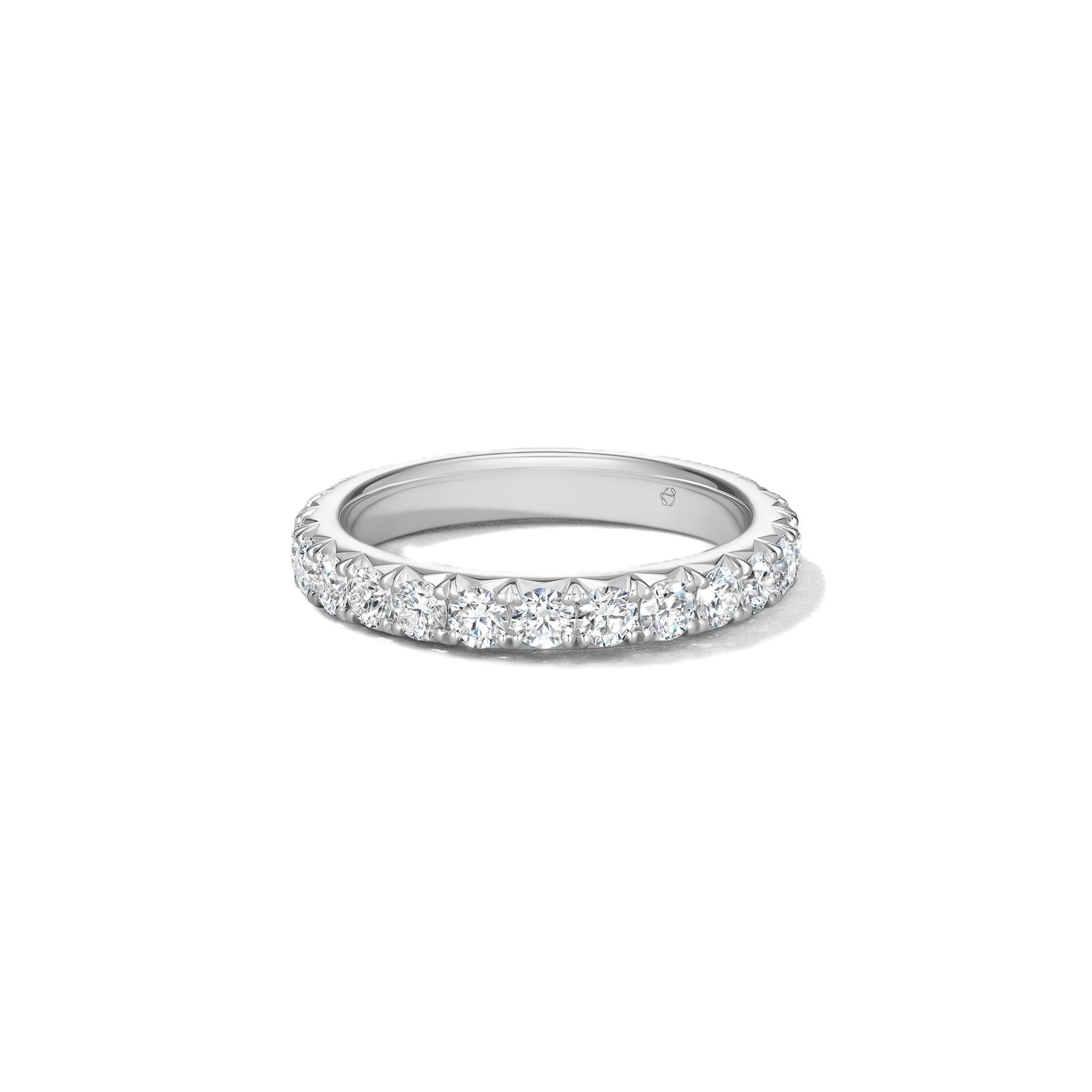 Hearts on Fire Platinum Vela French Cut Pave 1.00cttw Diamond Band Ring - Ring Size 6.5