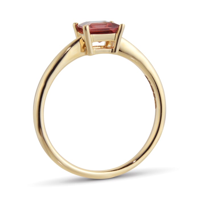 By Request 9ct Yellow Gold 4 Claw Square Garnet 5mm x 5mm Ring