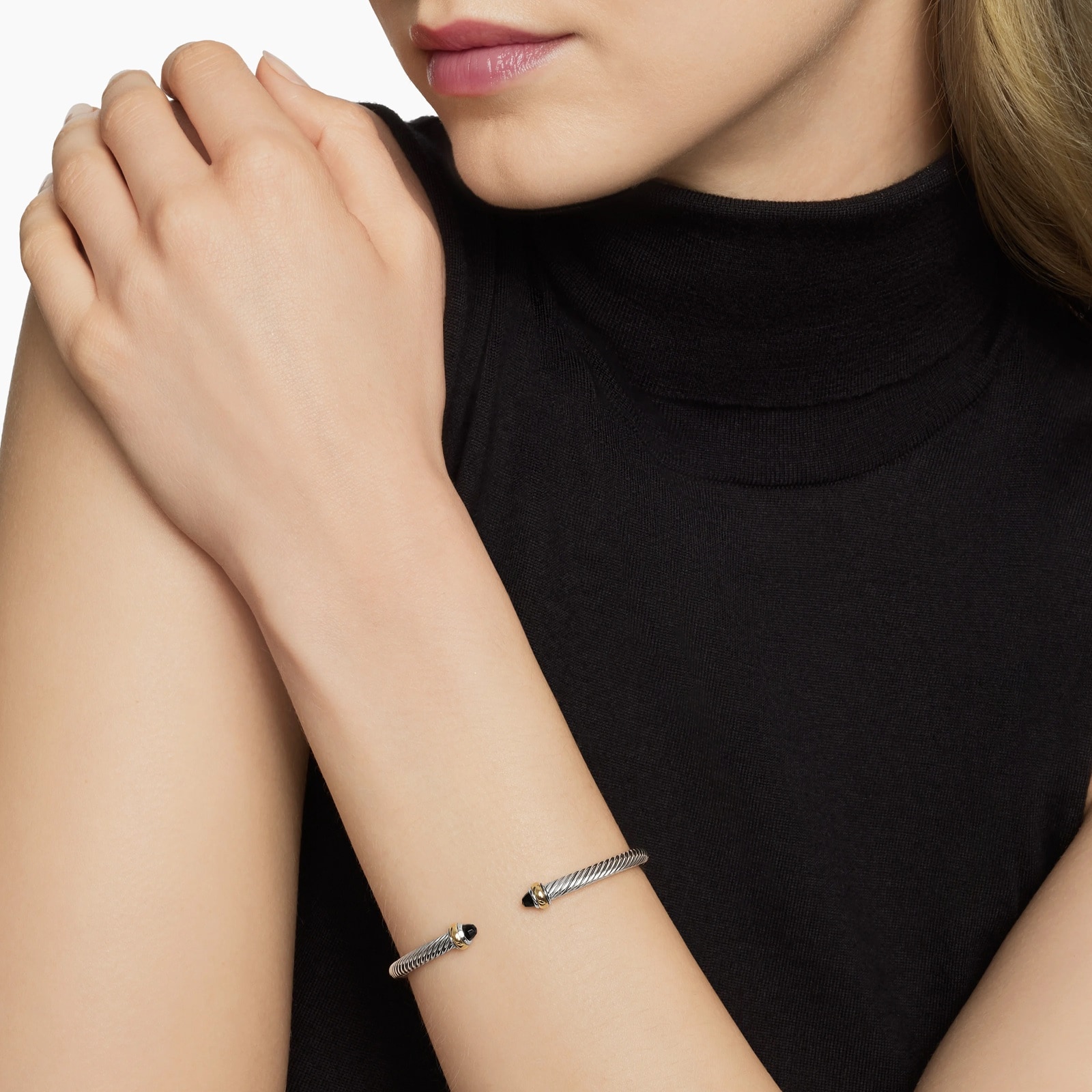 David Yurman Classic Cable Bracelet in Sterling Silver with 18ct Yellow Gold and Black Onyx - Size Medium
