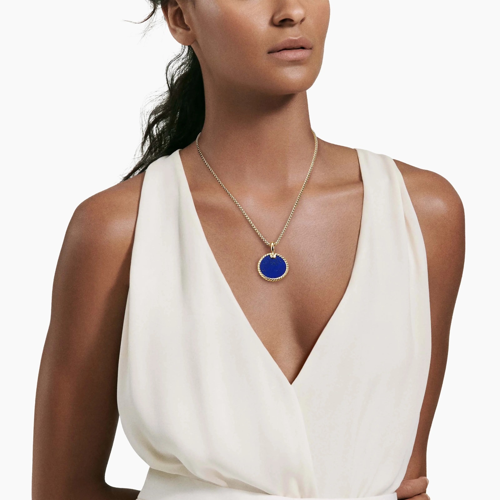 David Yurman DY Elements® Disc Pendant in 18ct Yellow Gold with Lapis, 24mm David Yurman DY Elements® Disc Pendant in 18ct Yellow Gold with Lapis, 24mm