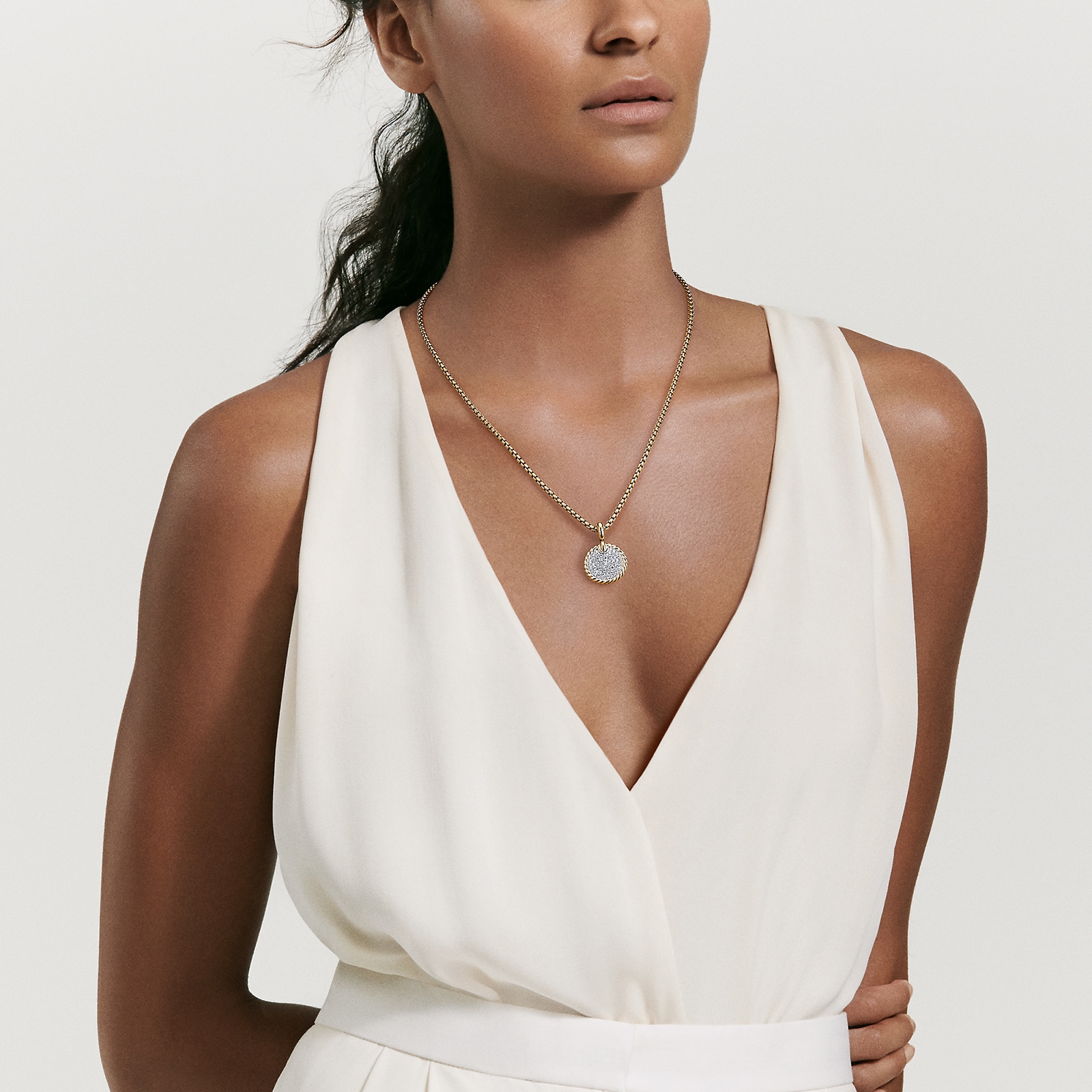 David Yurman DY Elements® Disc Pendant in 18ct Yellow Gold with Diamonds, 14mm