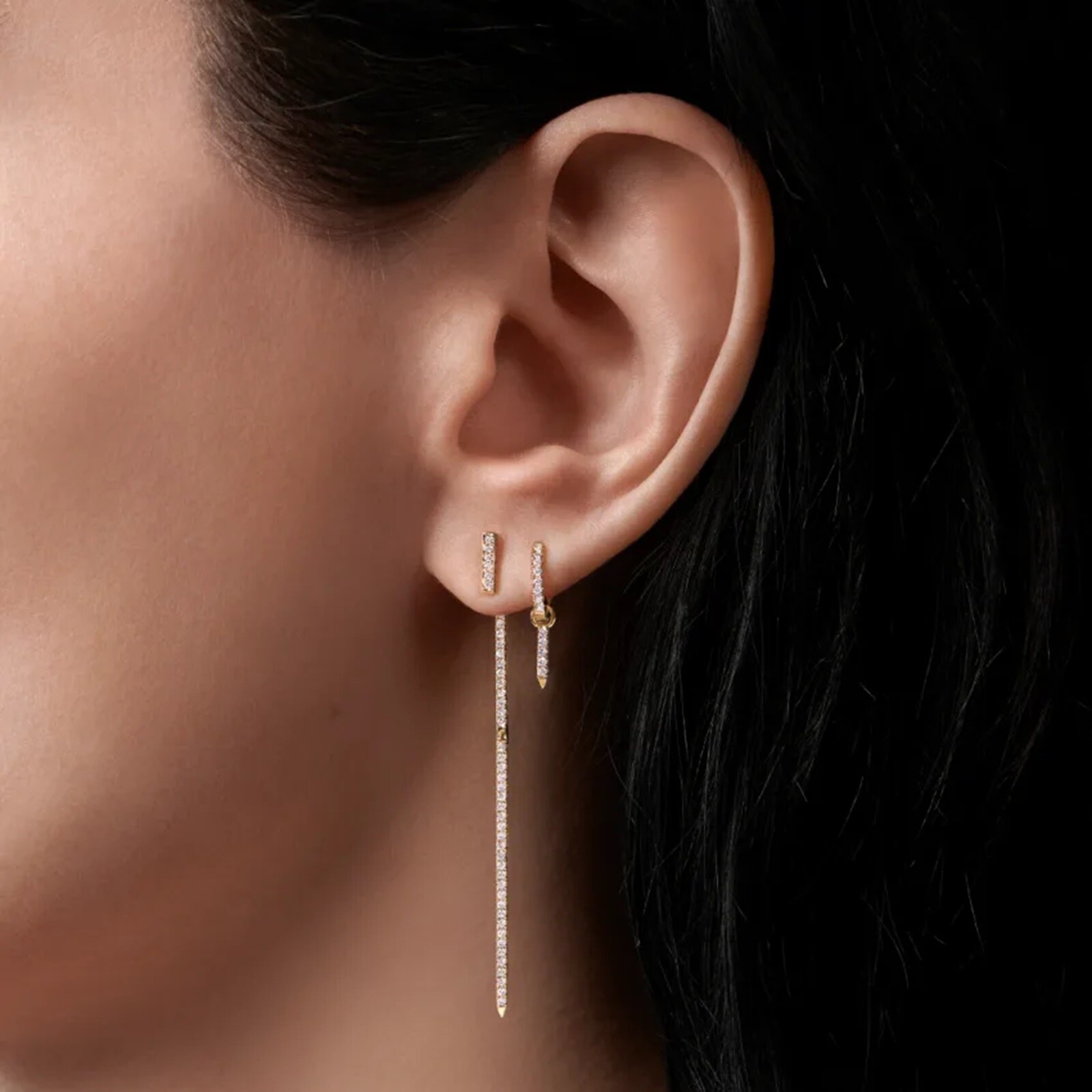Maria Tash 18ct Yellow Gold 7mm Diamond 0.02ct Double Sided Bar Earring Charm Maria Tash 18ct Yellow Gold 7mm Diamond 0.02ct Double Sided Bar Earring Charm