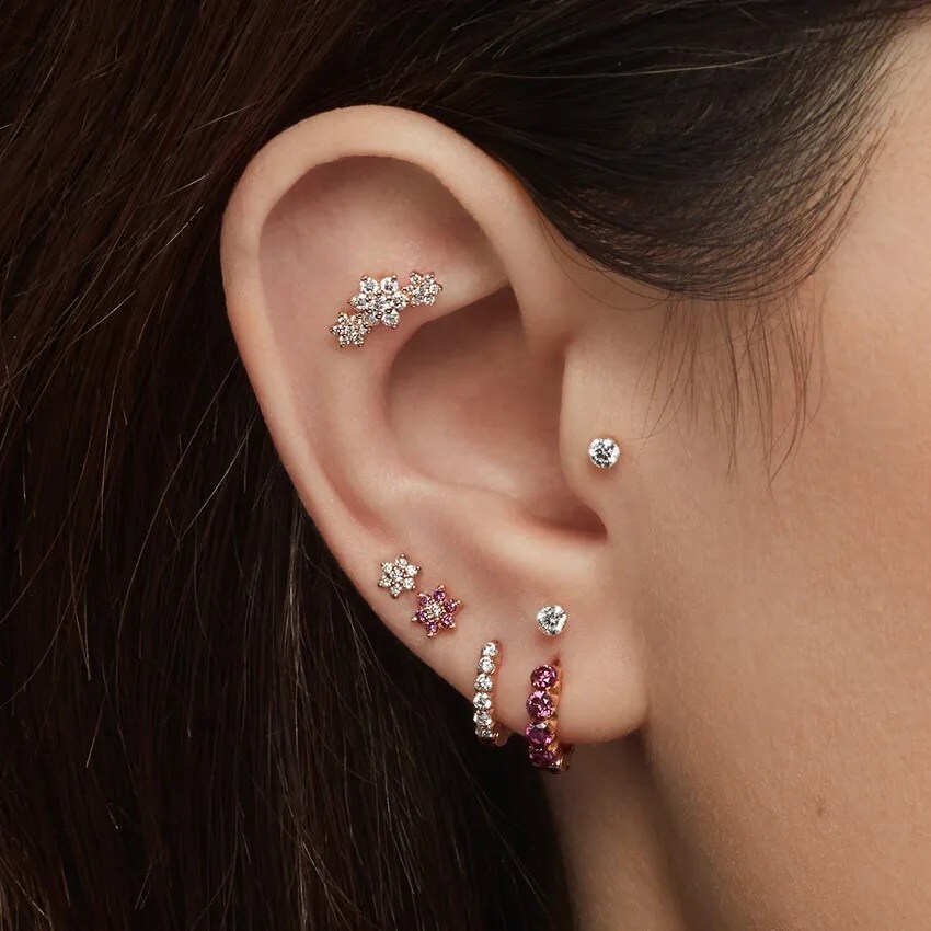 Maria Tash 18ct Yellow Gold Flower 0.17ct Diamond Single Threaded Stud Earring Maria Tash 18ct Yellow Gold Flower 0.17ct Diamond Single Threaded Stud Earring