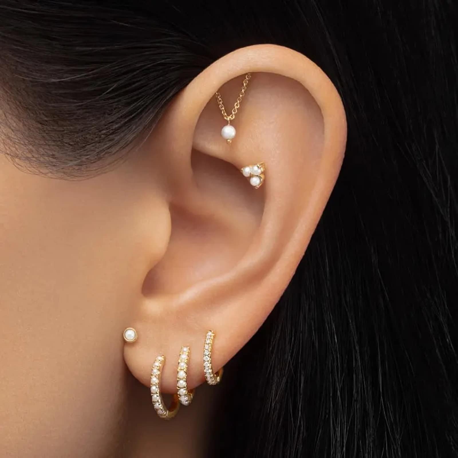 Maria Tash 14ct Yellow Gold 8mm Pearl Eternity Single Hoop Earring Maria Tash 14ct Yellow Gold 8mm Pearl Eternity Single Hoop Earring