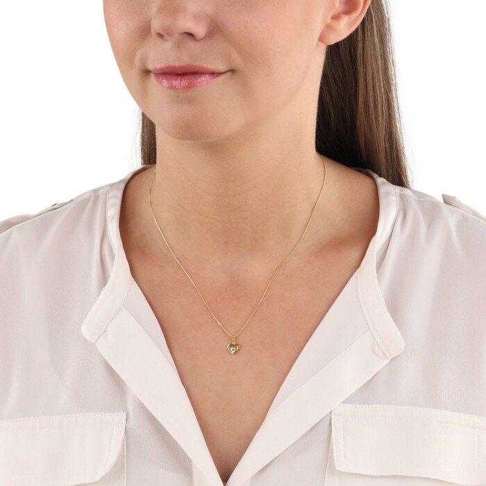 AMOR 9ct Yellow Gold Cubic Zirconia Heart Pendant Necklace
