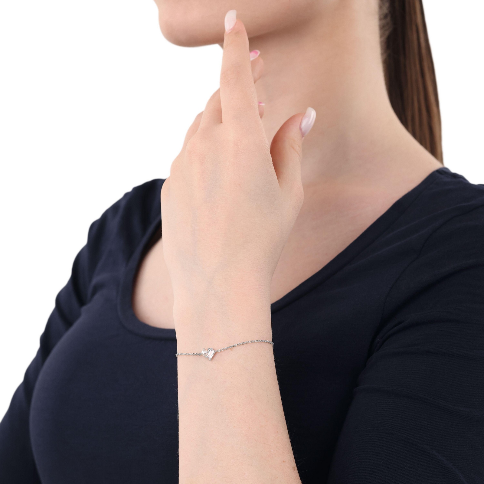 Amor Sterling Silver Pearl 
Cubic Zirconia Bracelet