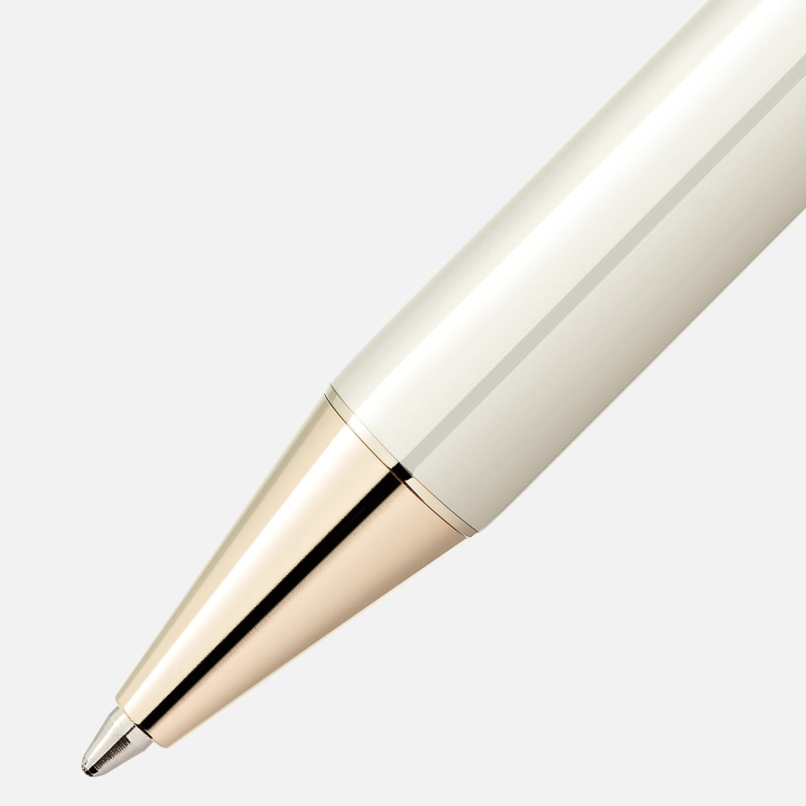 Montblanc Heritage Rouge et Noir "Baby" Special Edition Ivory -coloured Ballpoint Pen Montblanc Heritage Rouge et Noir "Baby" Special Edition Ivory -coloured Ballpoint Pen