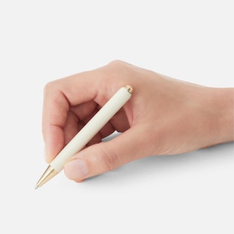 Montblanc Heritage Rouge et Noir "Baby" Special Edition Ivory -coloured Ballpoint Pen Montblanc Heritage Rouge et Noir "Baby" Special Edition Ivory -coloured Ballpoint Pen