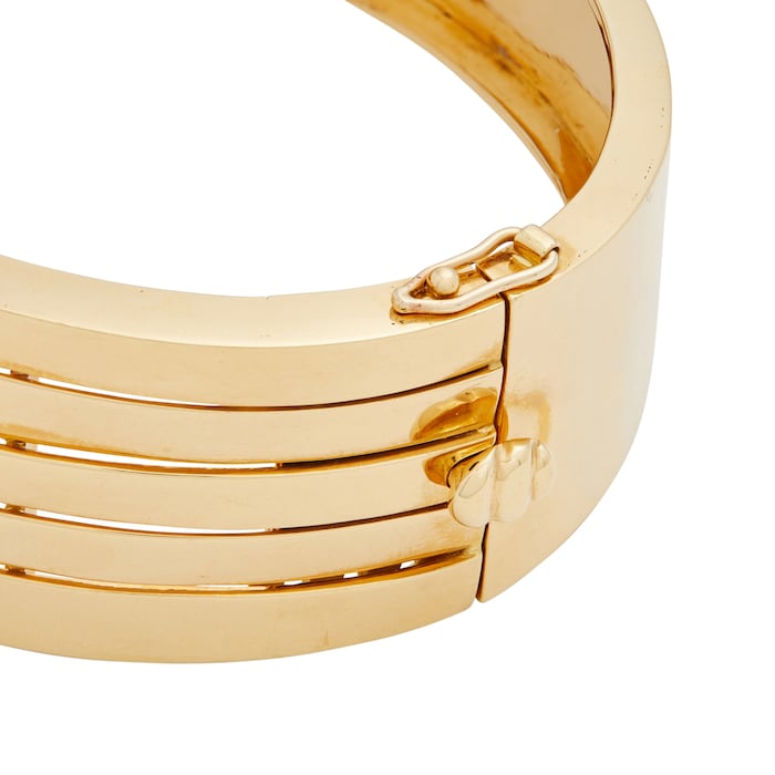 Vintage And Estate Jewelry 18k Yellow Gold 0.70cttw Diamond Triangle Bangle