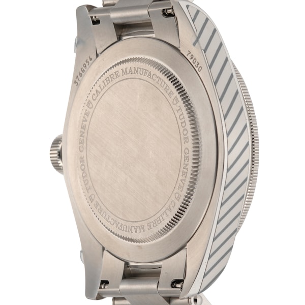 Go to product image 4 Go to product image 4