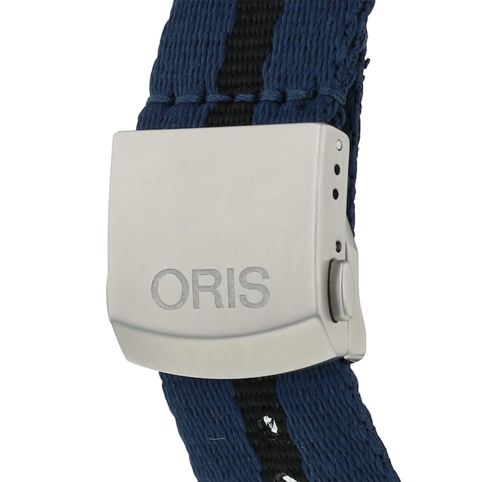 Pre-Owned Oris Divers Sixty-Five Mens Watch 01 733 7720 4055