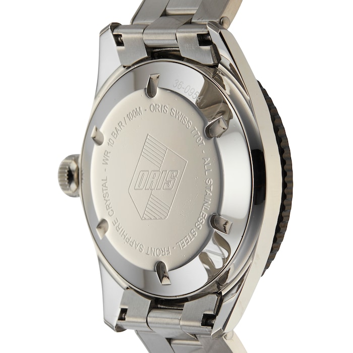 Pre-Owned Oris Divers Sixty-Five Mens Watch 01 733 7707 4064-07 8 20 18