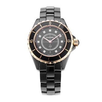 Pre-Owned Chanel J12 Quartz 33MM Ceramic Pre-Owned Chanel J12 Quartz 33MM Ceramic