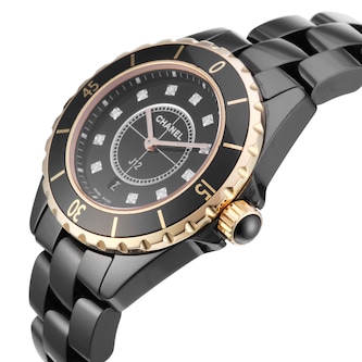 Pre-Owned Chanel J12 Quartz 33MM Ceramic Pre-Owned Chanel J12 Quartz 33MM Ceramic
