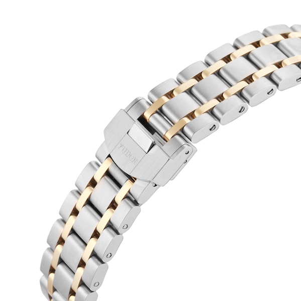 Go to product image 4 Go to product image 4