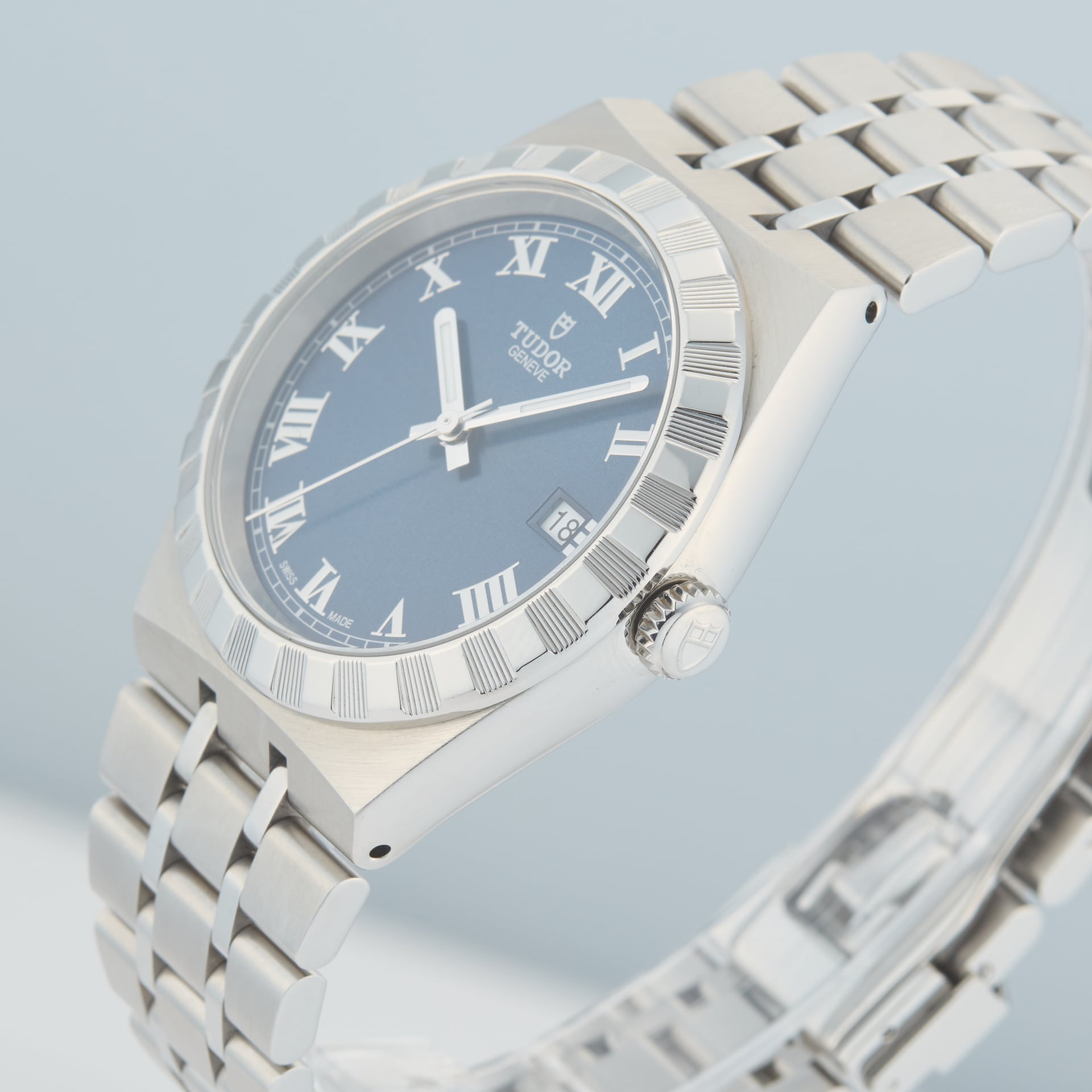 Pre-Owned Tudor Royal Date 38mm Stainless Steel Pre-Owned Tudor Royal Date 38mm Stainless Steel