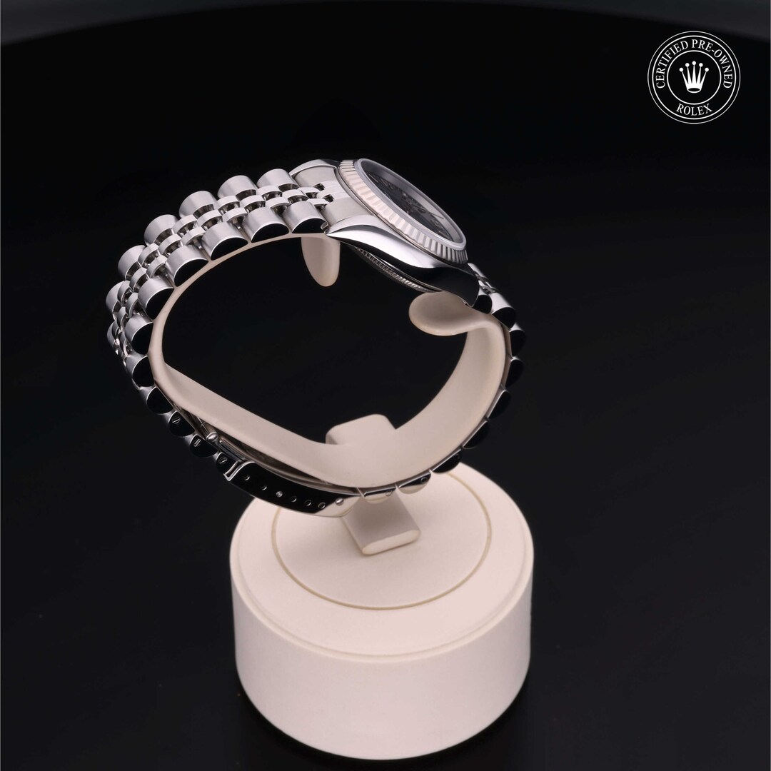 Rolex Rolex Certified Pre-Owned Oyster Perpetual 24 Rolex Rolex Certified Pre-Owned Oyster Perpetual 24
