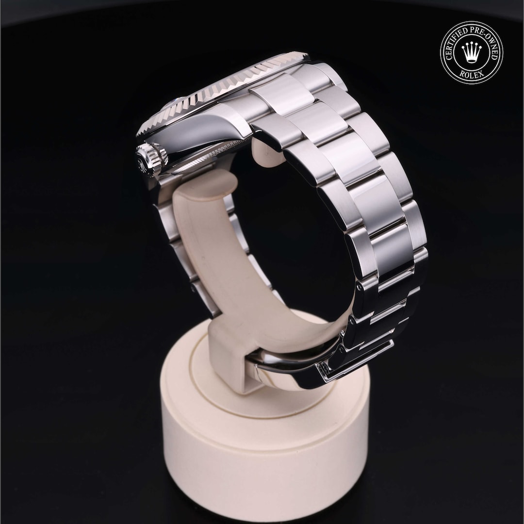 Rolex Rolex Certified Pre-Owned Sky-Dweller Rolex Rolex Certified Pre-Owned Sky-Dweller