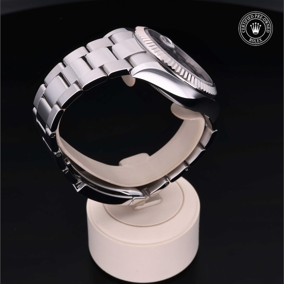 Rolex Rolex Certified Pre-Owned Sky-Dweller Rolex Rolex Certified Pre-Owned Sky-Dweller