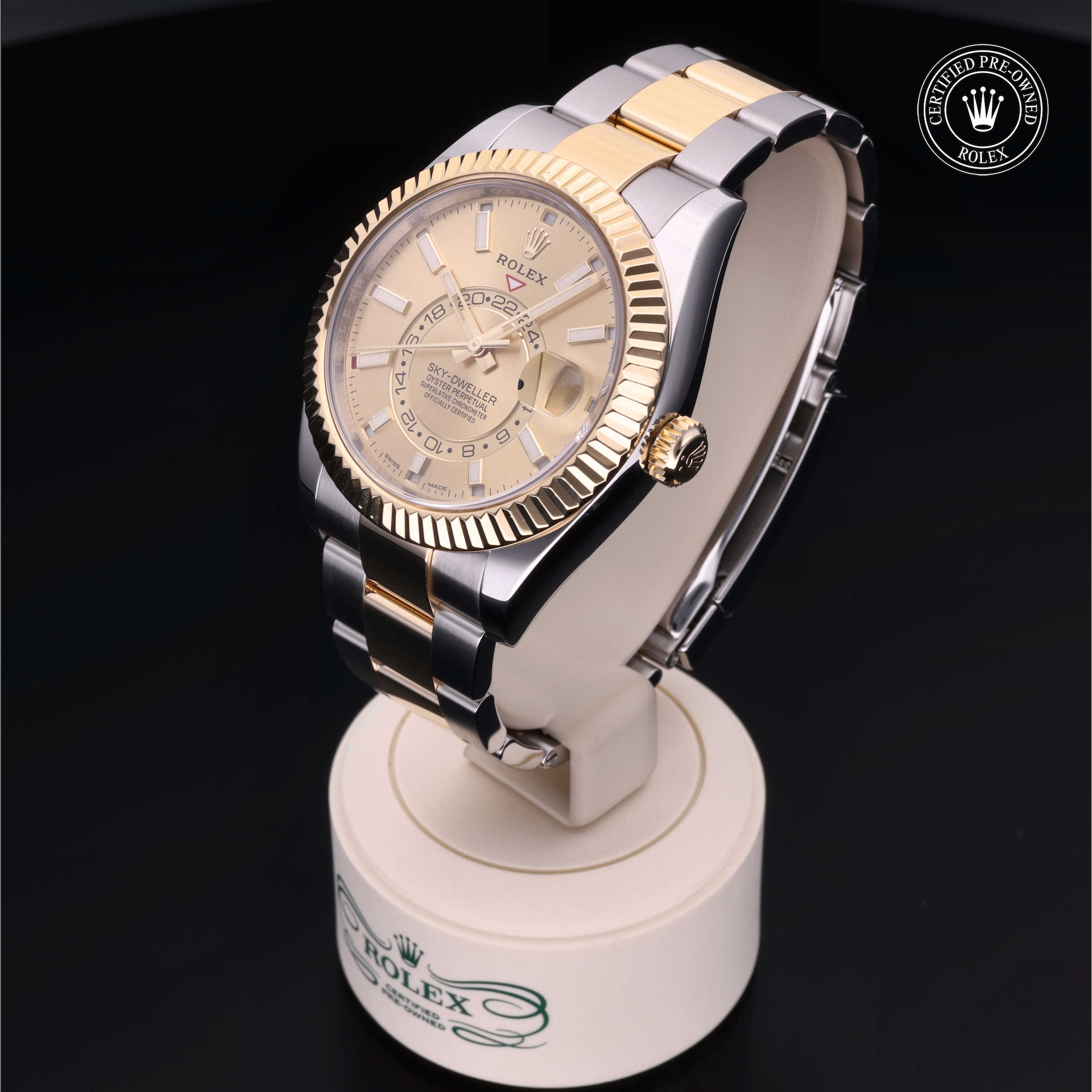 Sky-Dweller image