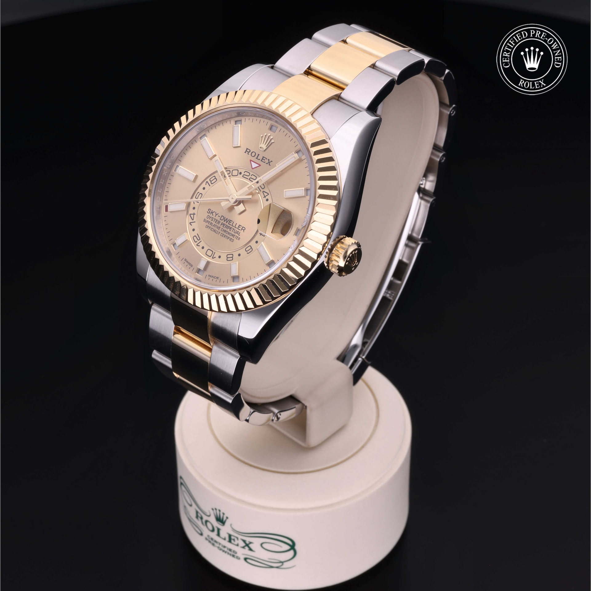 Sky-Dweller image